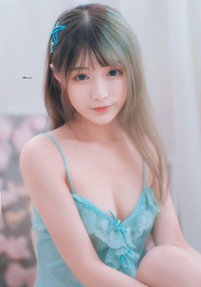 3个大学生特殊精油按摩在线观看_剧情片免费观看视频