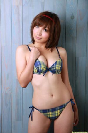 美女洗澡三级电影_超清高清在线观看